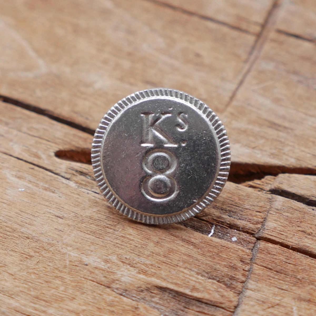 15/16 and 3/4 King's 8th Regiment of Foot Button (British) 1768-1786