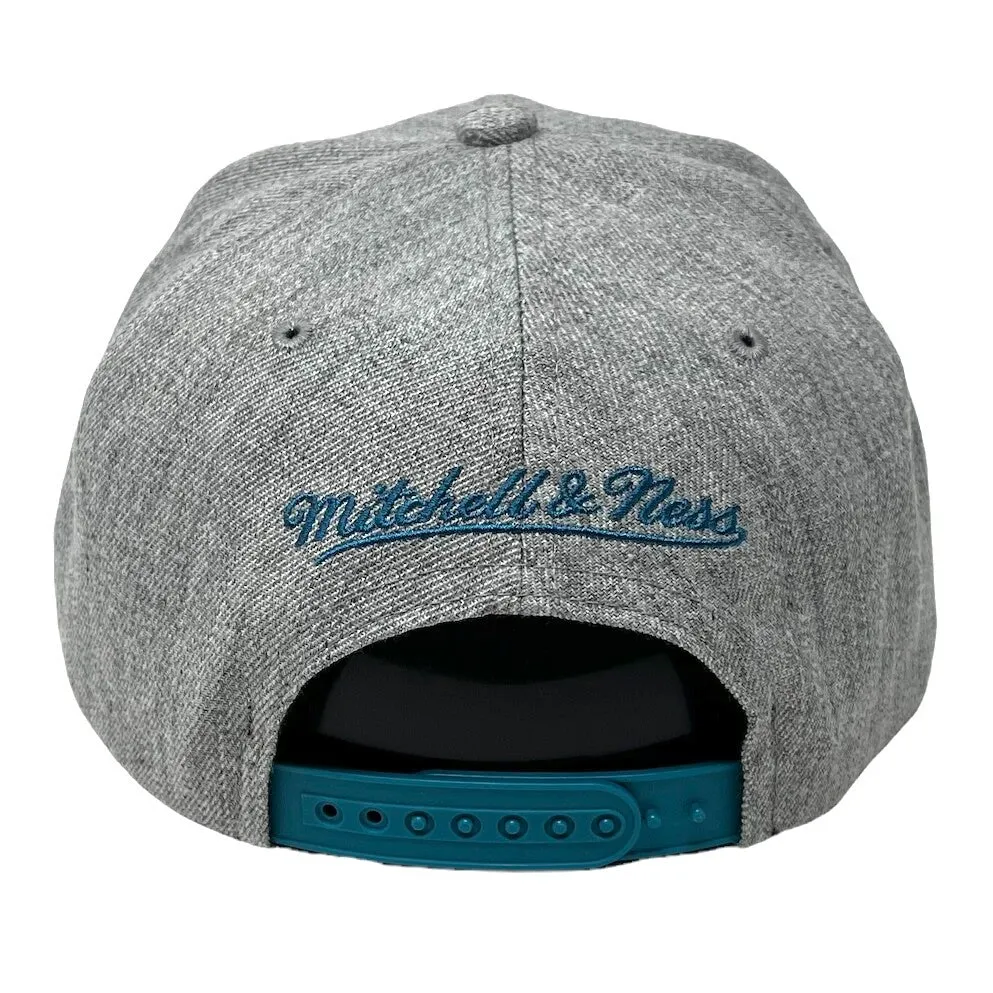 Detroit Pistons Hardwood Classics Heather Gray 2.0 Mitchell & Ness Snapback Hat