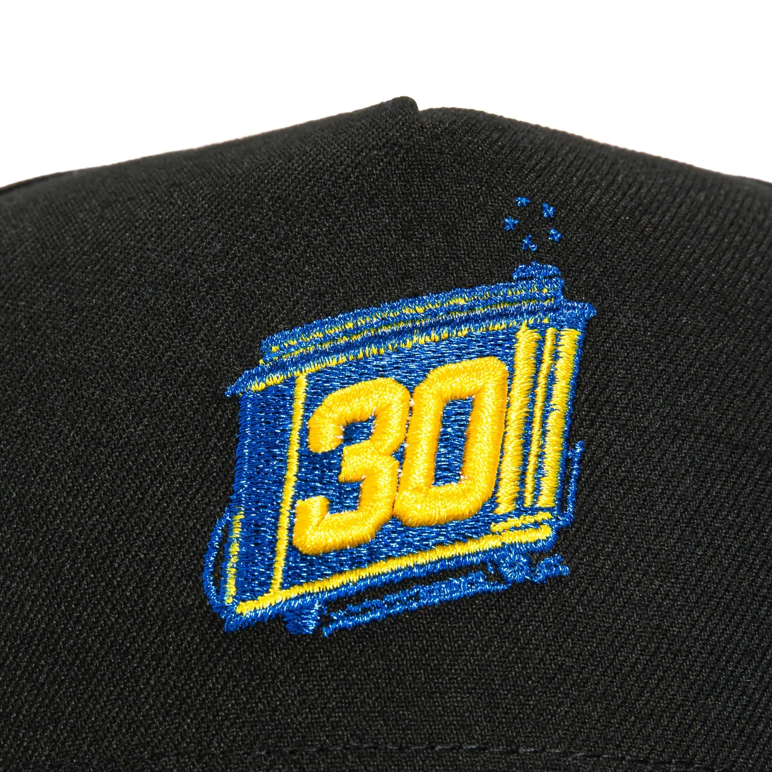 New Era 9Forty A-Frame Golden State Warriors Stephen Curry 30 Trolley Snapback Hat - Black